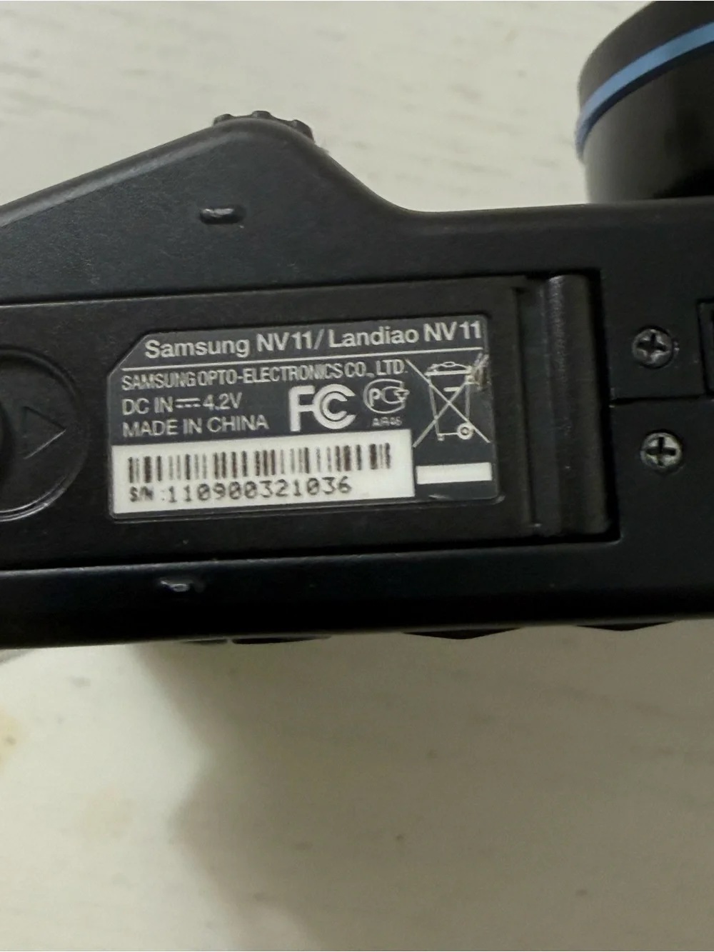 Samsung NV11 10.1 Megapixels Digital Camera Tested Works